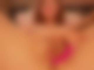 Live cam show with Luna - Body Massage on Camsoda