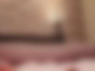 Live-Cam-Show mit Luna - Solo auf Camsoda