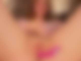 Live cam show with Luna - Bikini on x69.live