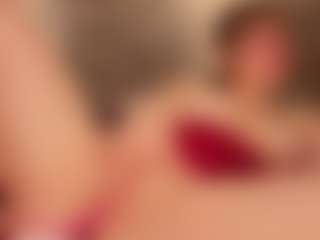 Live cam show with Luna - Skinny on live.xbliss.ai