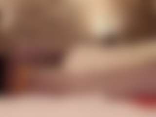Live cam show with Luna - Body Massage on live.xbliss.ai
