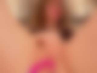 Live cam show with Luna - Solo on mypornchat.com
