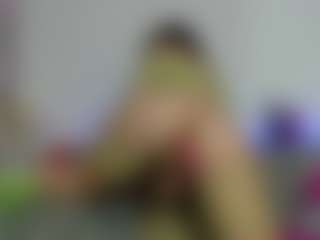 Celeste-Gill's Live Sex Cam Show