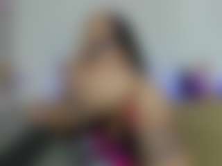 Live cam show with Celeste-Gill - Brown Eyes on Sweet Sext