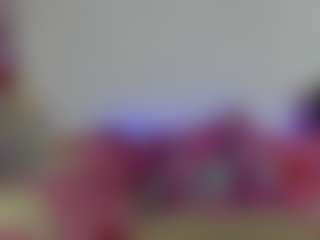 Live cam show with Celeste-Gill - Brown Eyes on EXY