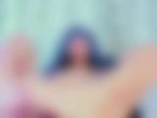 Live cam show with Emily Withe - Oil on justonemore.cc