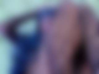 Live cam show with Emily Withe - Submissive on Pornisteam.com