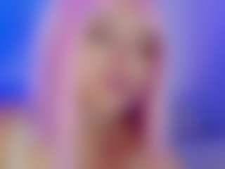 Live cam show with Emily Withe - Facial Piercings on live18s.com