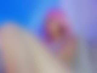 Live cam show with Emily Withe - Handjob on CamClone