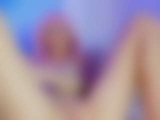 Emily Withe's Live Sex Cam Show