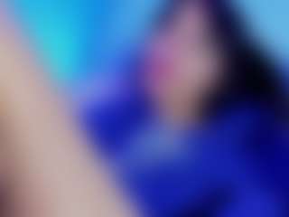 Live cam show with Emily Withe - Teen (18+) on Hubzter Live