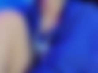 Live cam show with Emily Withe - Skinny on Hubzter Live