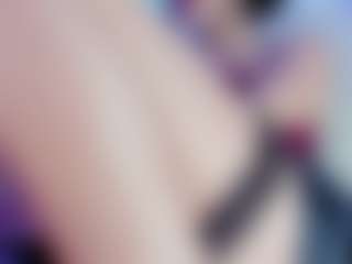 Live cam show with Emily Withe - Petite on Camsoda