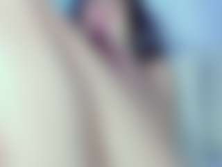 Live cam show with Emily Withe - Young Adult on Camsoda