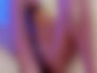 Emily Withe's Live Sex Cam Show