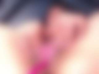 Live cam show with EmmaWiilliamss - Facial on Uber Horny