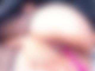 EmmaWiilliamss's Live Sex Cam Show