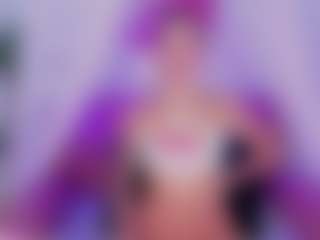 Live cam show with Felicity - Skinny on Fling VIP Chat