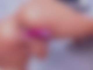 Live cam show with Felicity - Blowjob on liverealitysex.com