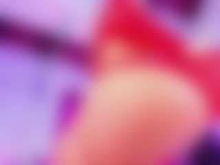 Live cam show with Lau - Public on Strip Flash - Live Sex Shows
