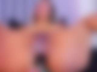 Lau's Live Sex Cam Show