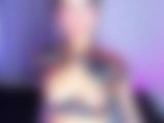 Lau's Live Sex Cam Show