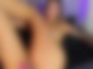 Live cam show with Lau - Skinny White on Camsoda | colombia