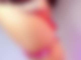 Live cam show with Lau - Bedroom Blonde Hair on madthumbs