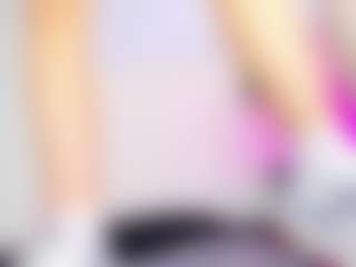 Live cam show with Lau - Bikini on liverealitysex.com