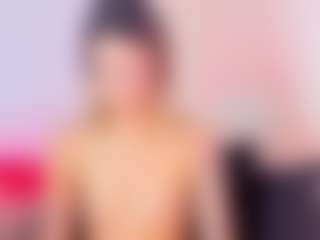 Lau's Live Sex Cam Show