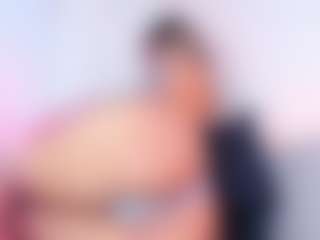 Live cam show with Lau - Bikini on Soda Cam