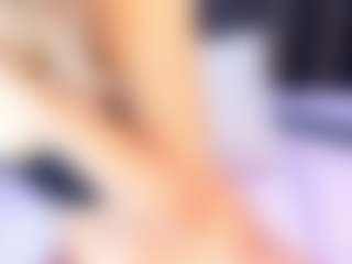 Live cam show with Lau - Bikini on CSO-WL