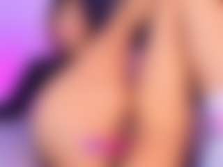 Live cam show with Lau - Strip Blonde Hair on Uber Horny