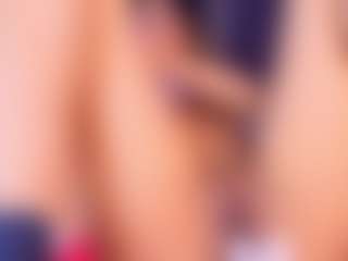 Live cam show with Lau - Blonde Hair Petite on CamwithHer