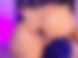 Lau's Live Sex Cam Show