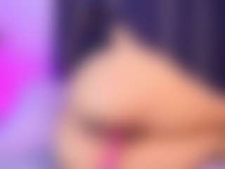 Lau's Live Sex Cam Show
