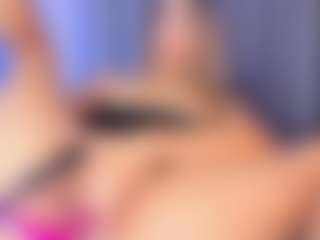 Lau's Live Sex Cam Show