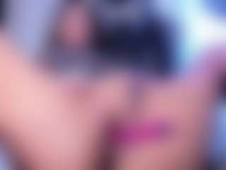 Live cam show with Lau - Anal on Adult Interactions