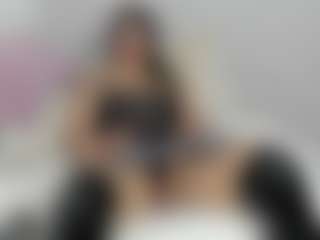 Live cam show with Gia Watsonn - Striptease on numayanayam.club