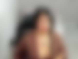 Gia Watsonn's Live Sex Cam Show