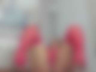 Gia Watsonn's Live Sex Cam Show