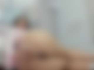 Gia Watsonn's Live Sex Cam Show