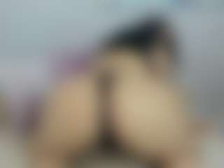 Gia Watsonn's Live Sex Cam Show