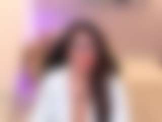 Gia Watsonn's Live Sex Cam Show