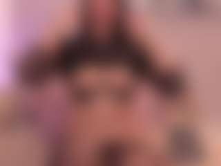 Gia Watsonn's Live Sex Cam Show