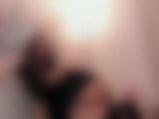 Live cam show with Gia Watsonn - Shaved on infinitiblacc.com