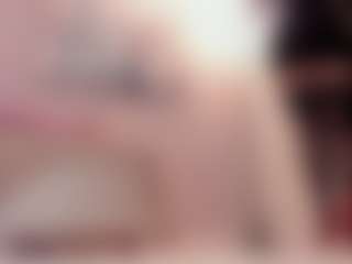 Live cam show with Gia Watsonn - Bikini on Camsoda