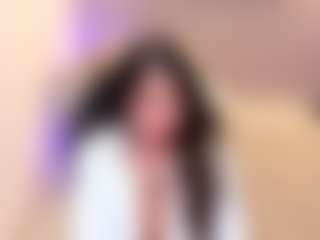 Gia Watsonn's Live Sex Cam Show
