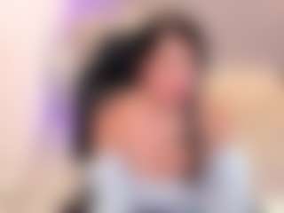 Gia Watsonn's Live Sex Cam Show