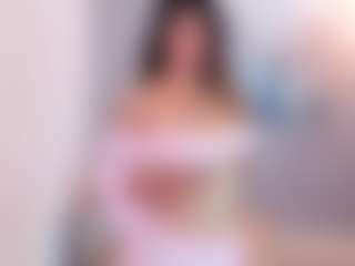 Gia Watsonn's Live Sex Cam Show